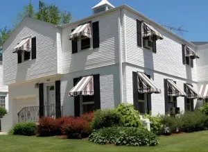 Exterior siding and accent painting near Park Ridge IL